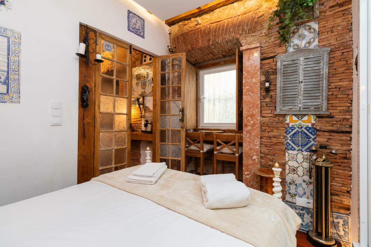 Romantic Medieval Apartment Lisboa Exterior foto